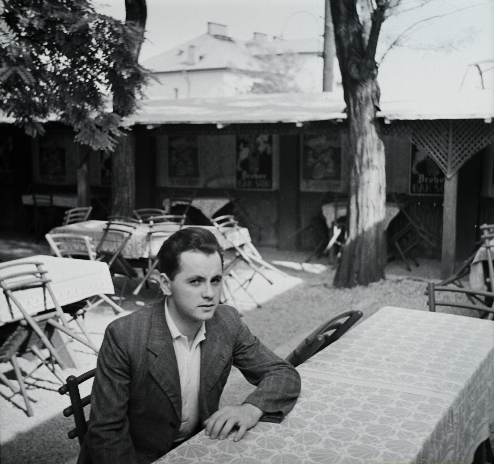 1945, Fortepan/Album014, gentleman, restaurant, chair, table, jacket, shirt, wood, Fortepan #128783