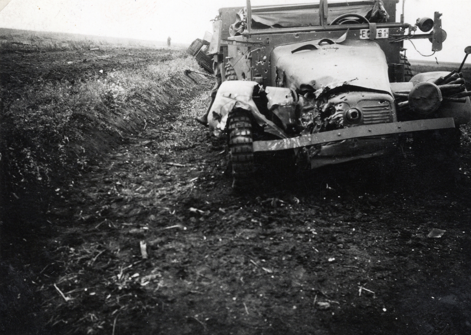 1941, Hajdu Fedő Károly, eastern front, second World War, wreck, number plate, Krupp-brand, off-roader, Fortepan #129127