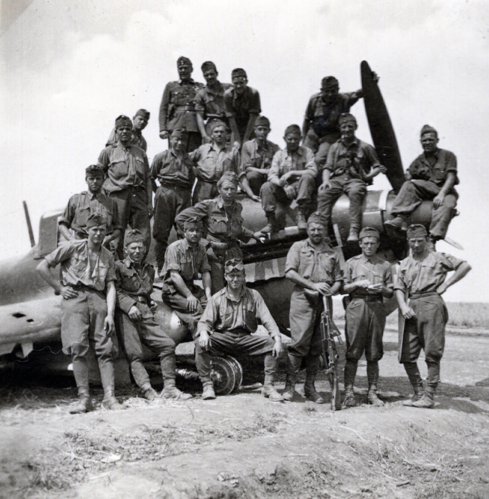 1941, Hajdu Fedő Károly, airplane, second World War, wreck, eastern front, Fortepan #129130