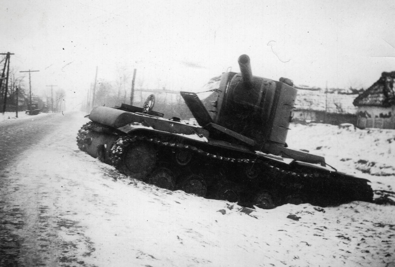 1941, Hajdu Fedő Károly, keleti front, hó, harckocsi, második világháború, járműroncs, KV-2 tank, Fortepan #129143