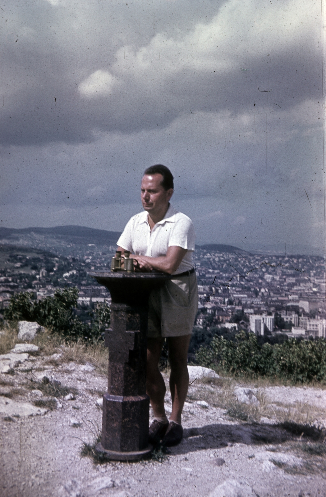 Hungary, Budapest XI., Sas-hegy, földmérési alappont., 1955, Heinzely Béla, colorful, survey, Budapest, telescope, Fortepan #129182