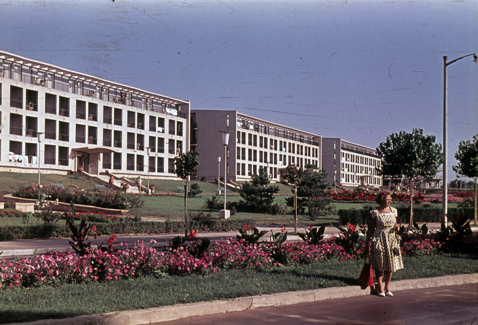 Romania, Eforie, (ekkor Vasile Roaită), Eforie-Nord, Bulevardul Tudor Vladimirescu., 1960, Heinzely Béla, colorful, Fortepan #129223