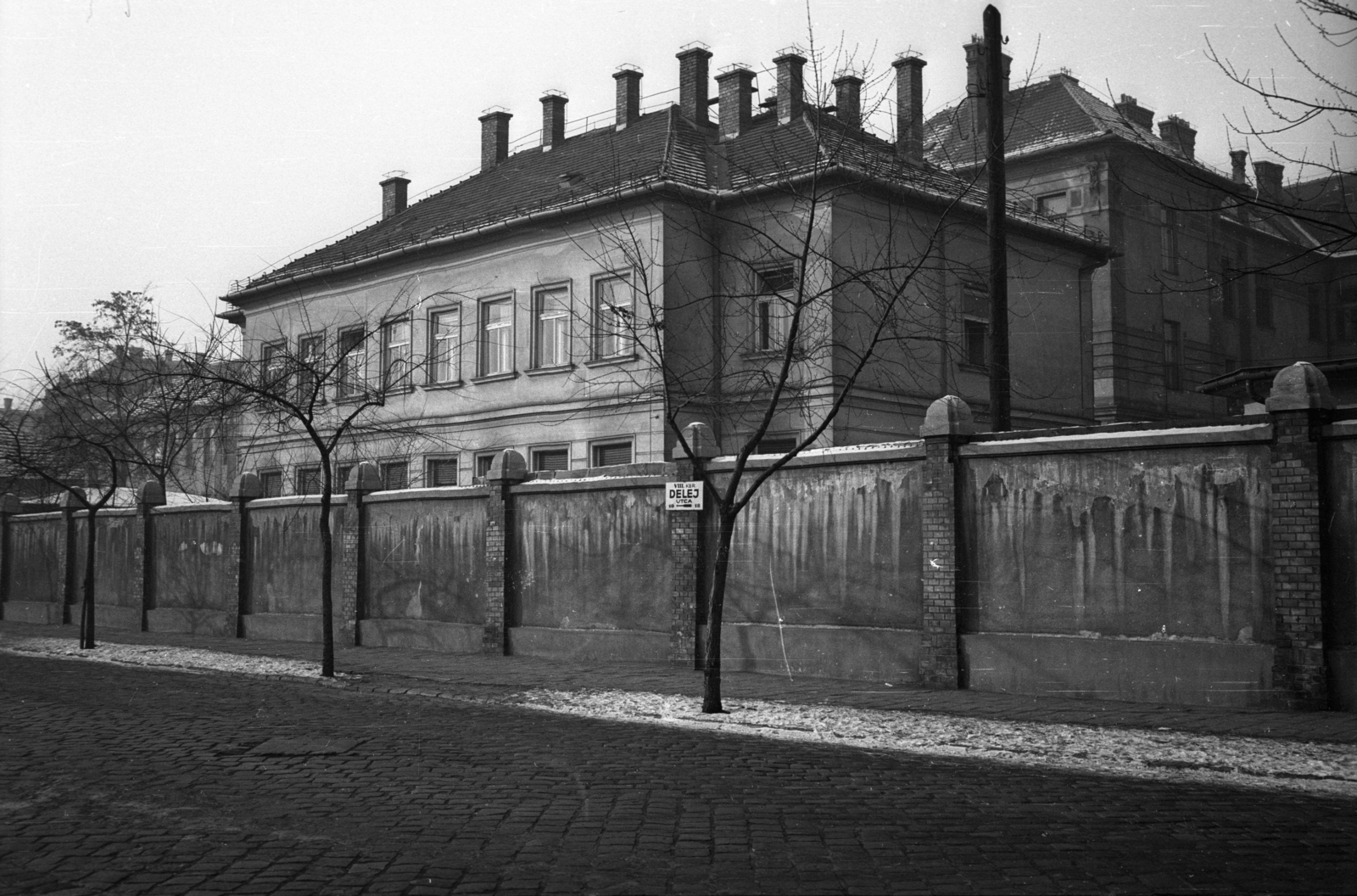 Hungary, Budapest VIII., Delej utca, az Üllői úti Heim Pál Gyermekkórház épületei., 1968, Horváth Miklós dr, medical institution, Budapest, Fortepan #129367