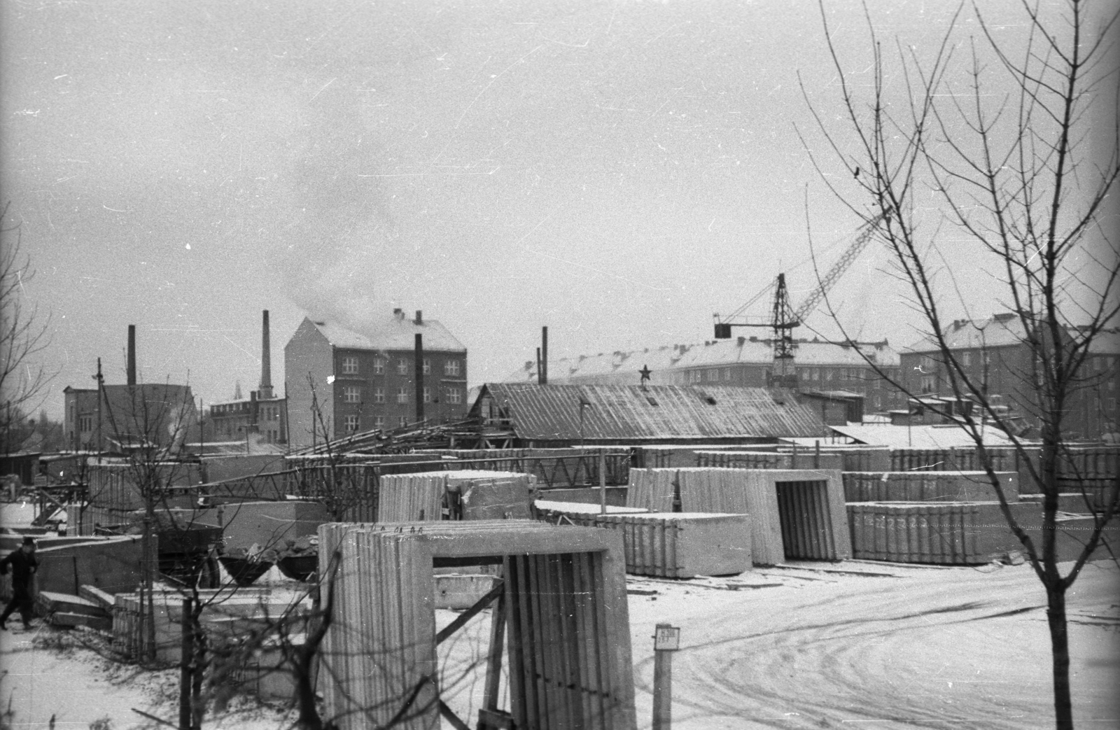 Germany, Dresden, Borsbergstrasse 34., a Pedagógiai Föiskola kollégiumának (Pädagogische Hochschule Dresden, Studentenwohnheim) építkezése., 1961, Hunyady József, GDR, house factory, Fortepan #129609