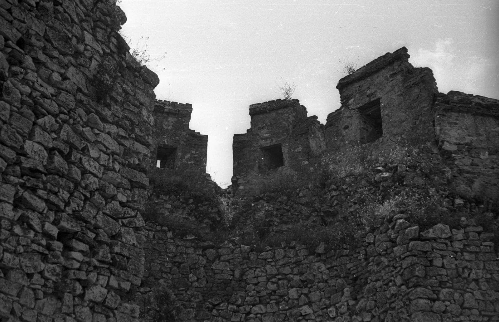 Hungary, Siklós, Vár., 1959, Hunyady József, castle ruins, castle wall, Fortepan #129615