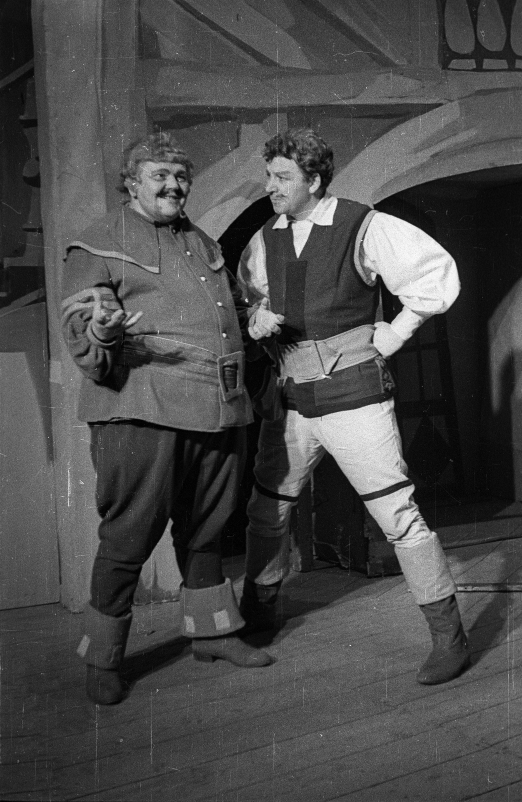 Hungary, Miskolc, a Nemzeti Színház előadása, Shakespeare: A windsori víg asszonyok. Fehér Tibor színművész Sir John Falstaff szerepében., 1961, Hunyady József, costume, Fortepan #129709