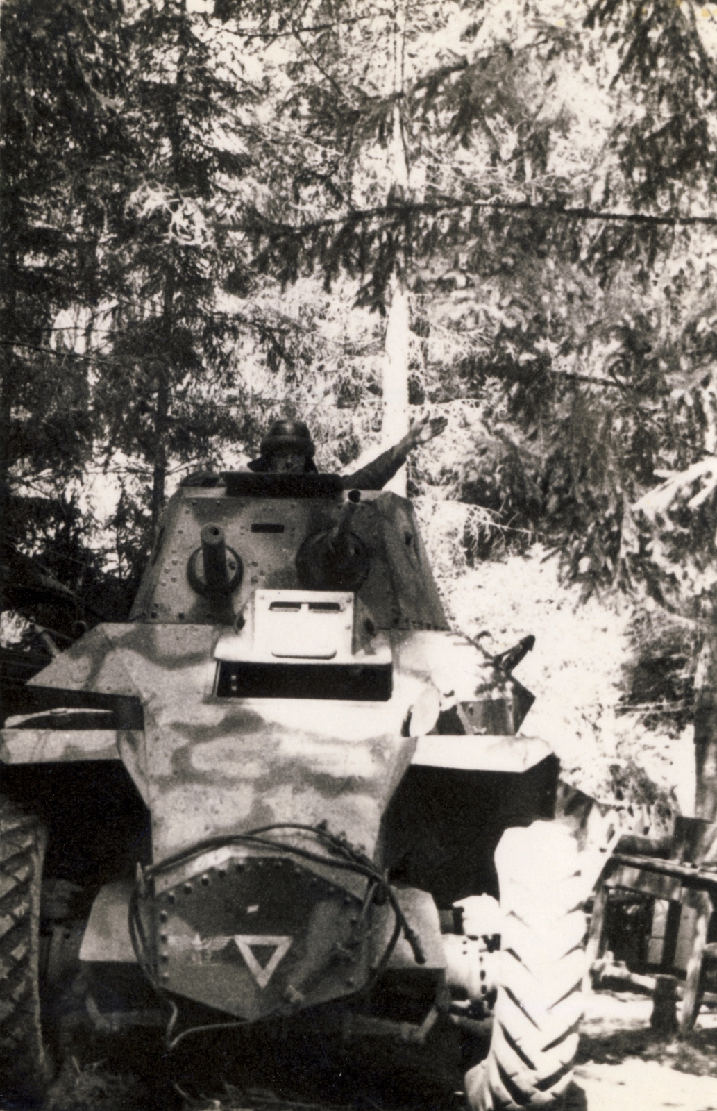 1944, Kemenesi Gábor, armoured car, number plate, 39M Csaba, Weiss Manfréd-brand, Fortepan #129803