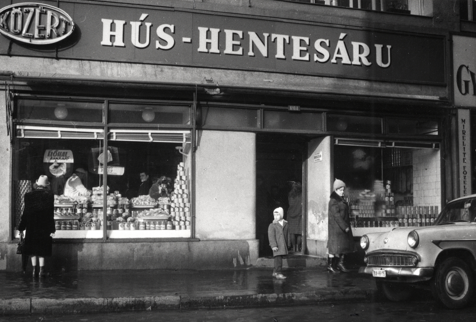 Hungary, Budapest VI., Király (Majakovszkij) utca 2., 1960, Ladinek Viktor, Budapest, Közért Company, Fortepan #129875