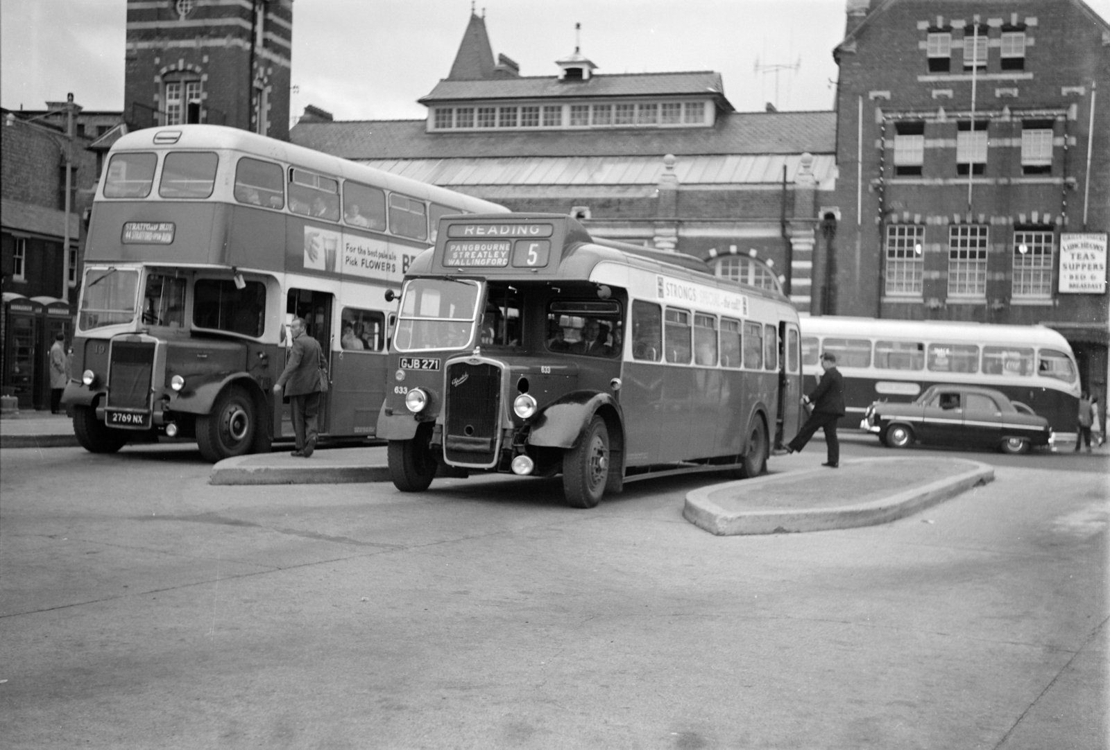 Egyesült Királyság, Oxford, Gloucester Green autóbusz-pályaudvar., 1959, Ladinek Viktor, autóbusz, emeletes autóbusz, Bristol-márka, Fortepan #129997