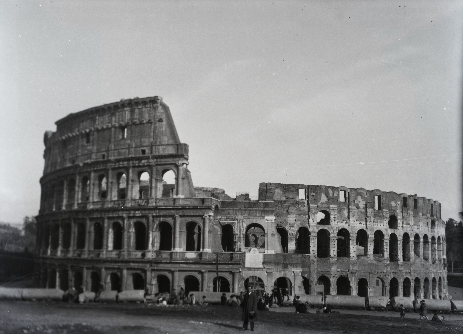 Italy, Rome, Colosseum., 1920, Lossonczy Miklós, ancient culture, amphitheater, Fortepan #130081