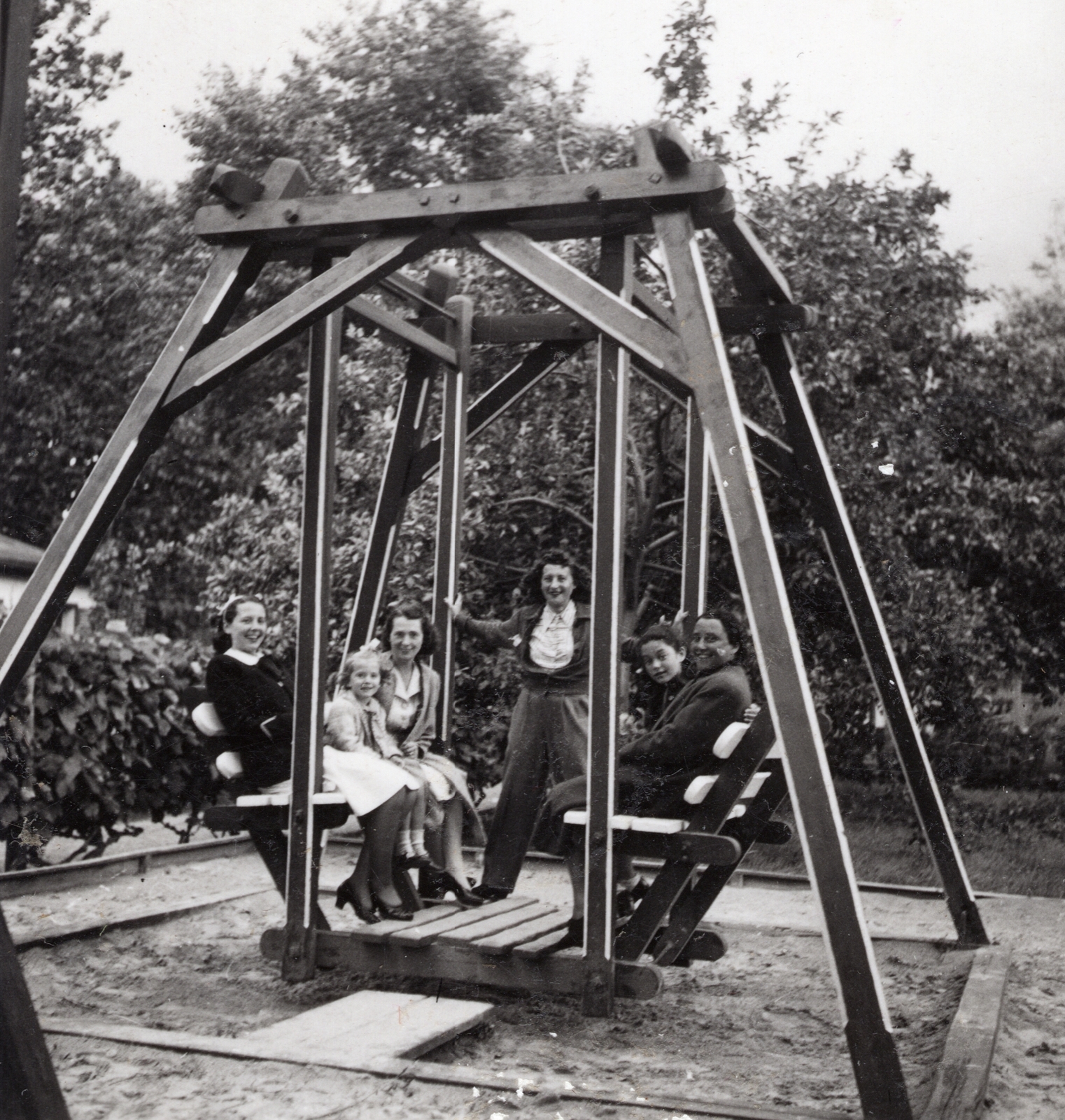 1949, Szilágyi Marianna, swing, tableau, fun, Fortepan #130442