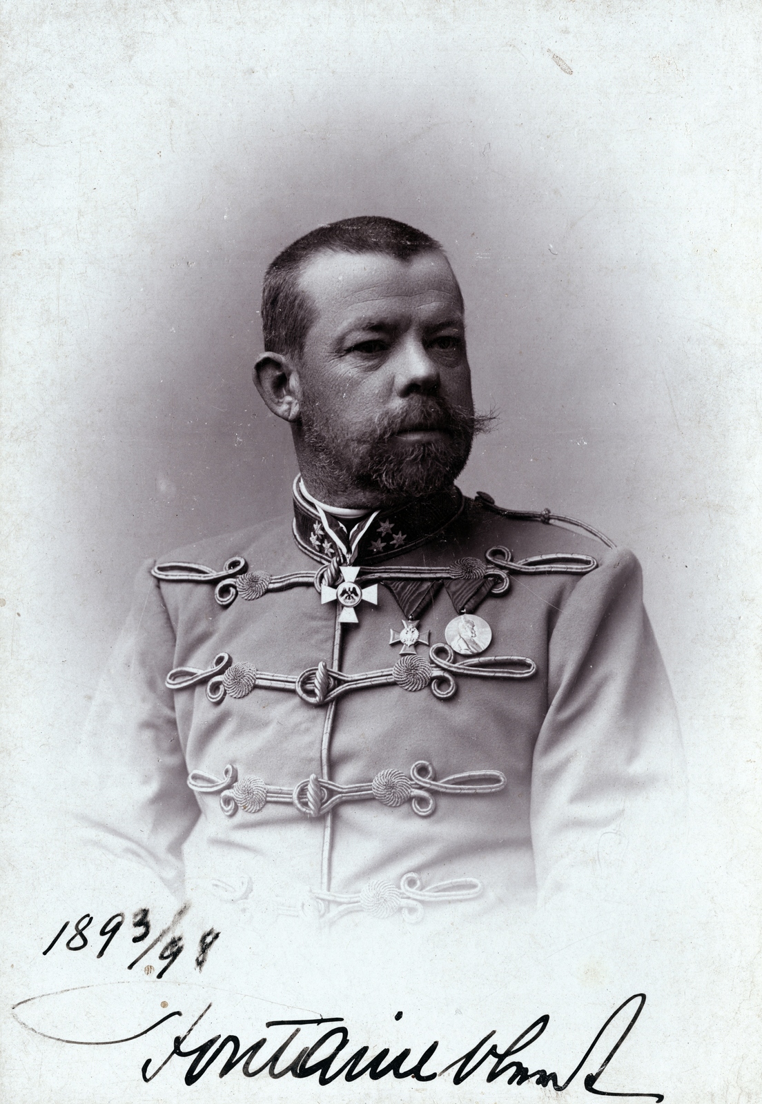 Austria, Vienna, Heinrich Fontaine von Felsenbrunn huszár ezredes, a Császári és Királyi 10. huszárezred ezredparancsnoka. A felvétel 1898-ban készült., 1900, Lovas Rita, portrait, moustache, soldier, medal, autograph, officer, Fortepan #131128