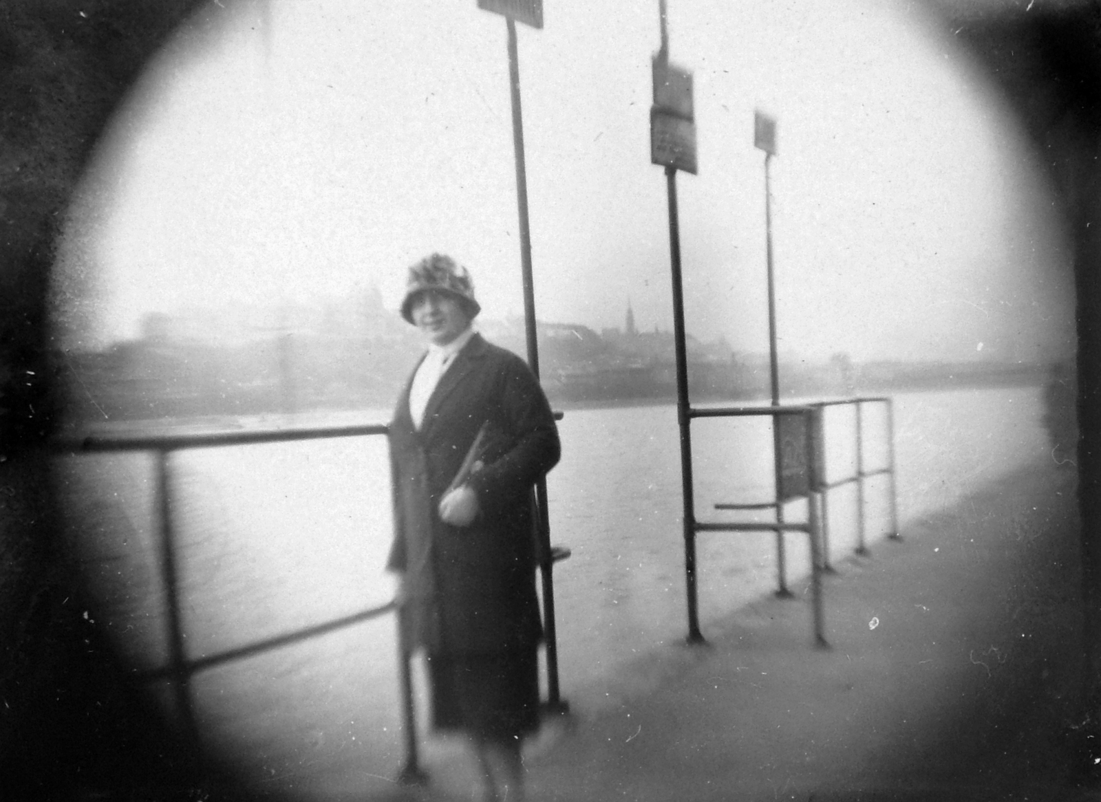 Hungary, Budapest V., pesti alsó rakpart a Vigadó térnél., 1929, Fortepan, fashion, hat, shore, Budapest, Fortepan #13121