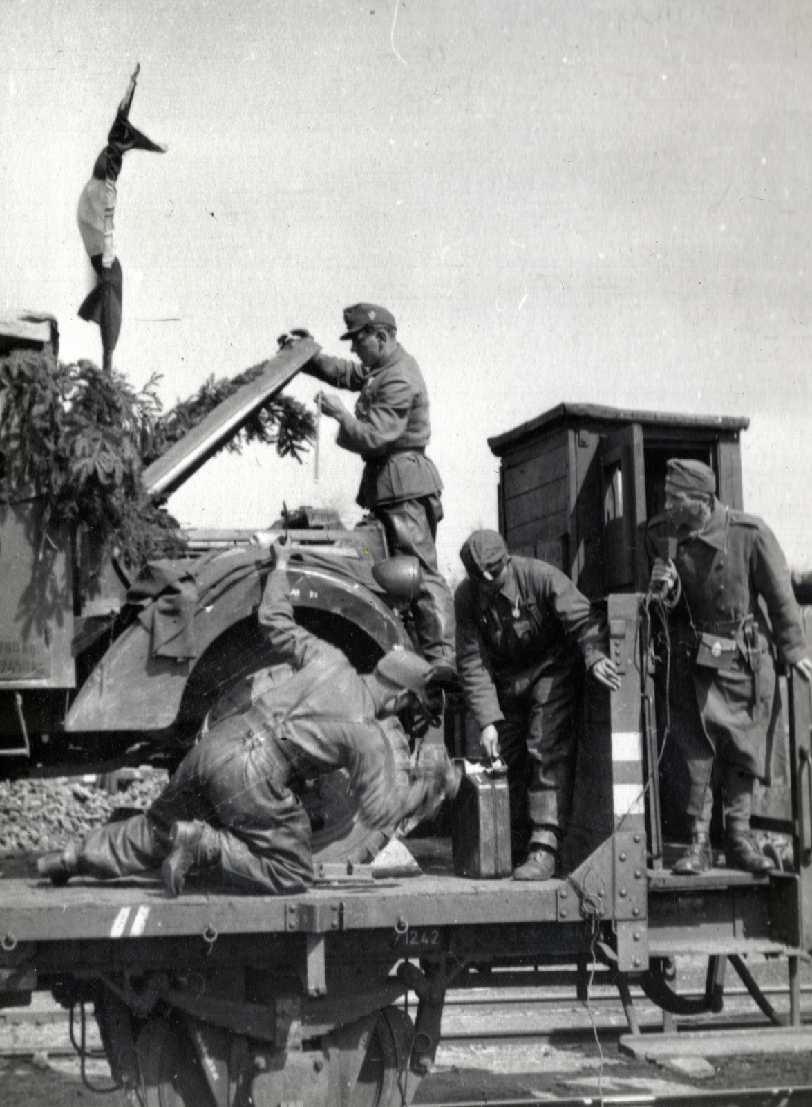 1943, Marics Zoltán, military vehicle, Fortepan #131351