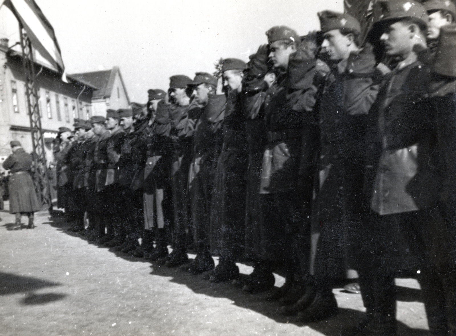 Hungary, Budapest VIII., Józsefvárosi pályaudvar, egy frontra induló alakulat búcsúztatása., 1943, Marics Zoltán, Budapest, Fortepan #131370