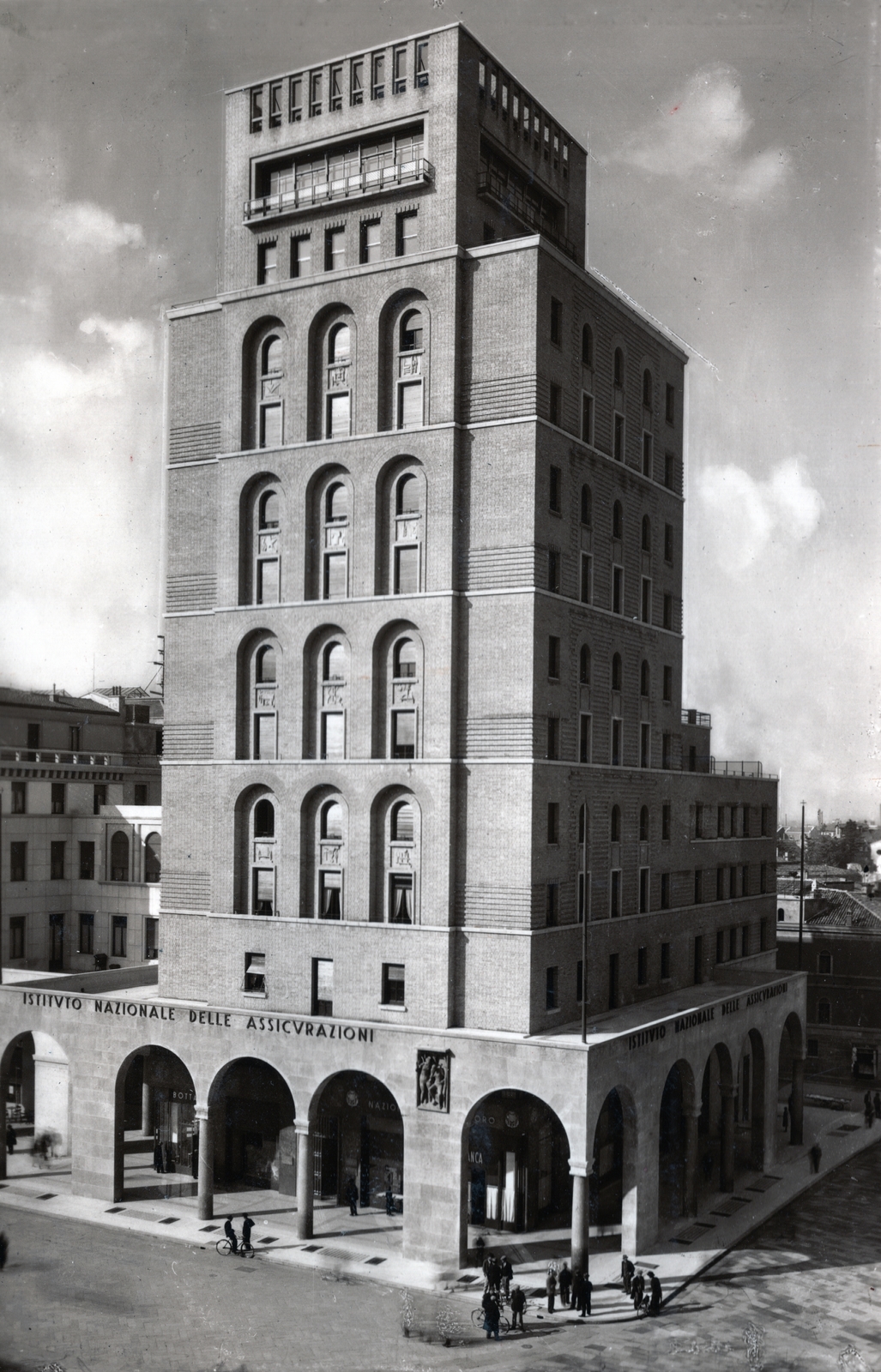 Olaszország, Brescia, Piazza della Vittoria., 1935, Orbán György, Fortepan #131475