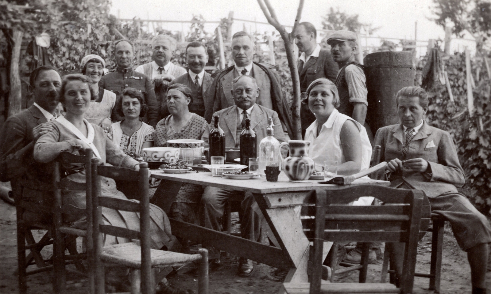 1936, Paczolay család, harvest, tableau, grape, breech, wooden butte, garden furniture, soda water bottle, jug, Fortepan #131512