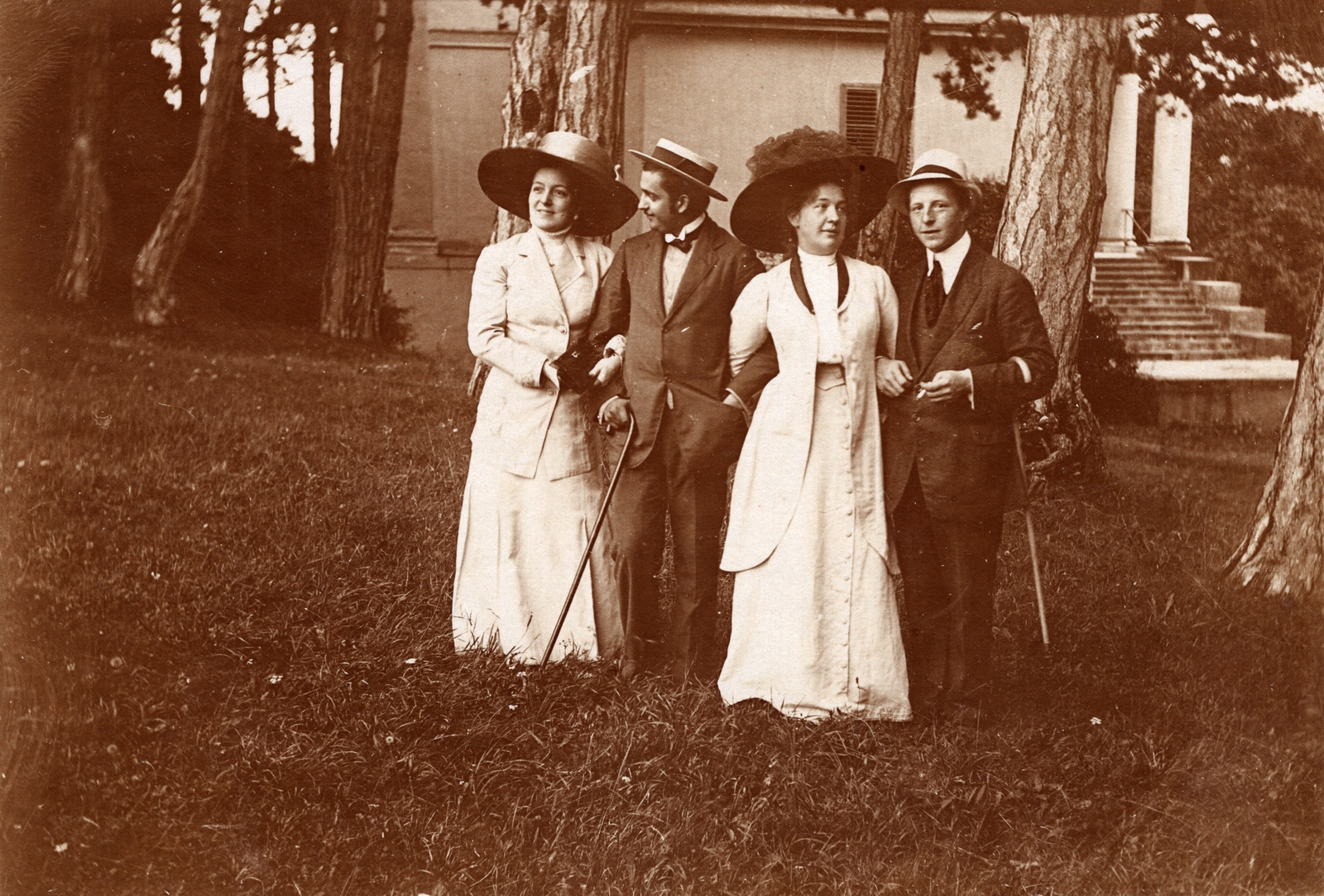 1914, Palotai Klára, walking cane, hat, hold upper arms, Fortepan #131756