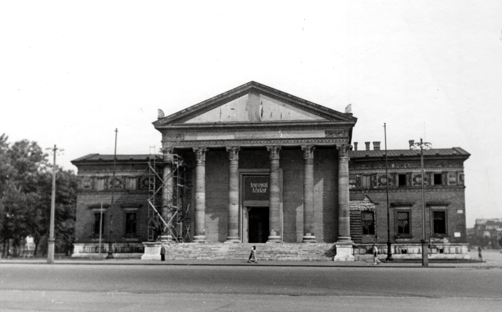 Hungary, Budapest XIV., Hősök tere, Műcsarnok., 1951, Samodai József Zuglói Helytörténeti Műhely, Budapest, museum, Neoclassical architecture, Fortepan #131929