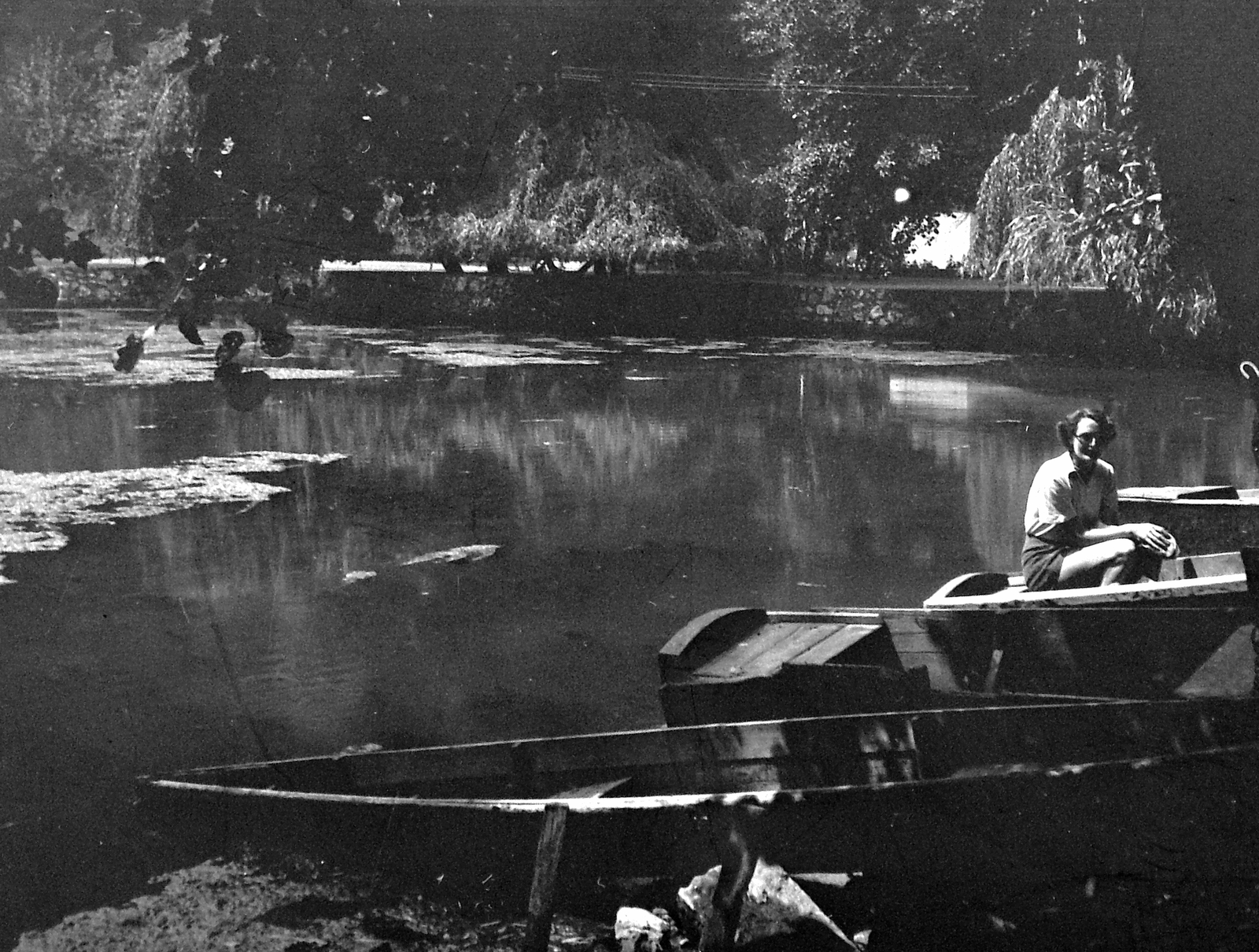 Hungary, Miskolc,Miskolctapolca, Csónakázótó., 1951, Gyöngyi, water surface, boat, Fortepan #13193