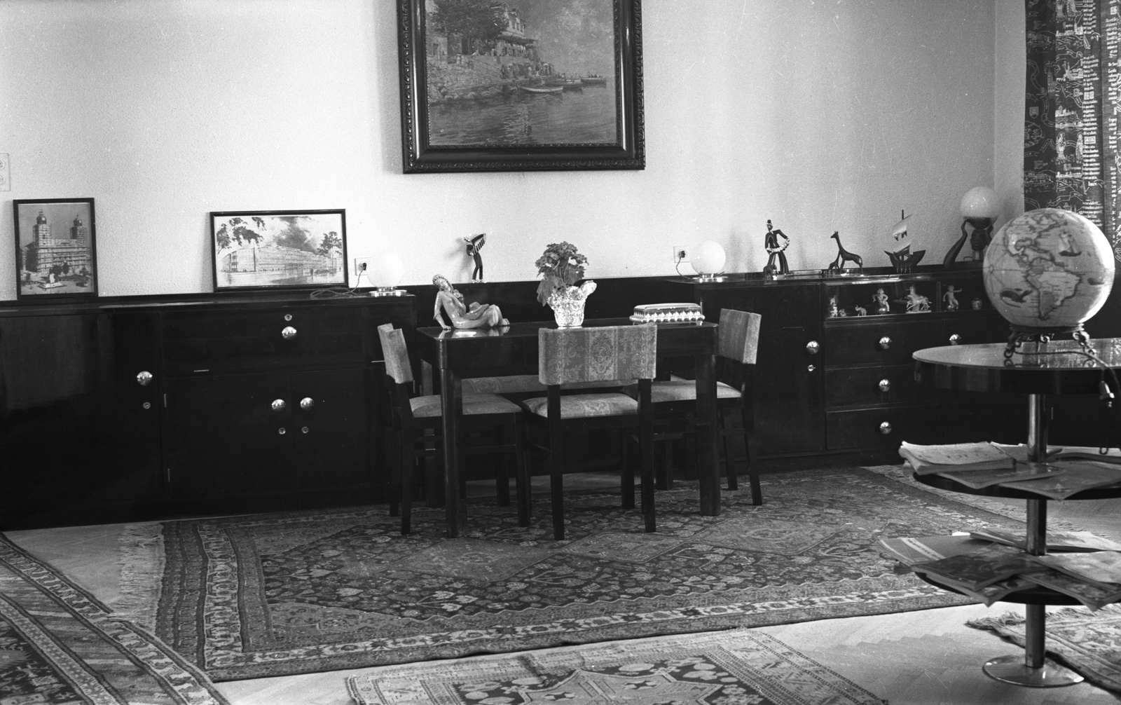 Hungary, Debrecen, Vásáry István utca 8. Sajó István építész otthona, saját tervezésű bútoraival., 1949, Sajó István, globe, china, interior, Fortepan #132100