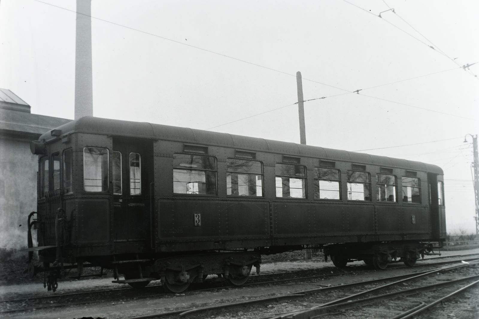 Magyarország, Budapest XI., Fehérvári út (Fő utca), Budafok Forgalmi telep. »A BHÉV P XII típusú. C 3206 pályaszámú pótkocsija. Rendelési szám: Ordre 897, Gyártási szám: 27260/1928.« Leltári jelzet: 405, 1930, Magyar Műszaki és Közlekedési Múzeum / Archívum / Negatívtár / BHÉV gyűjteménye, Budapest, BHÉV-szervezet, Fortepan #132431