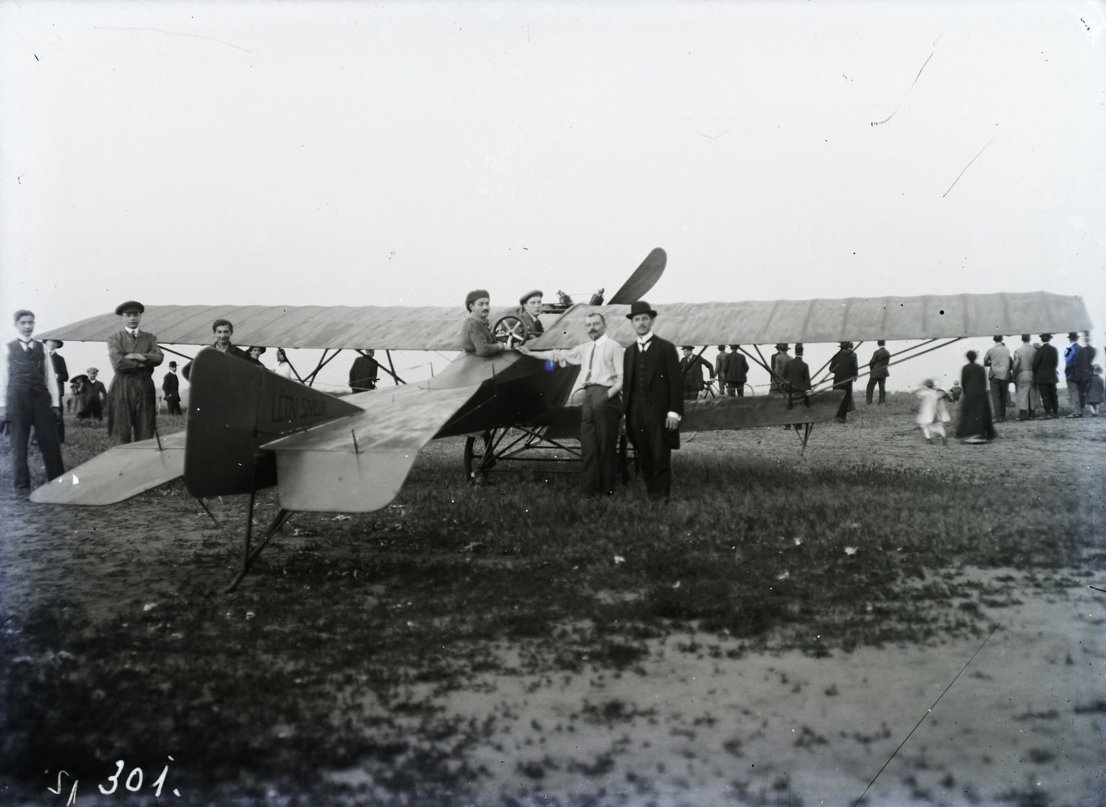 »Letai Sándor repülőgépe.« Leltári jelzet: 301, 1912, Magyar Műszaki és Közlekedési Múzeum / Archívum / Negatívtár / Wéber Károlyné gyűjteménye, airplane, Fortepan #132505