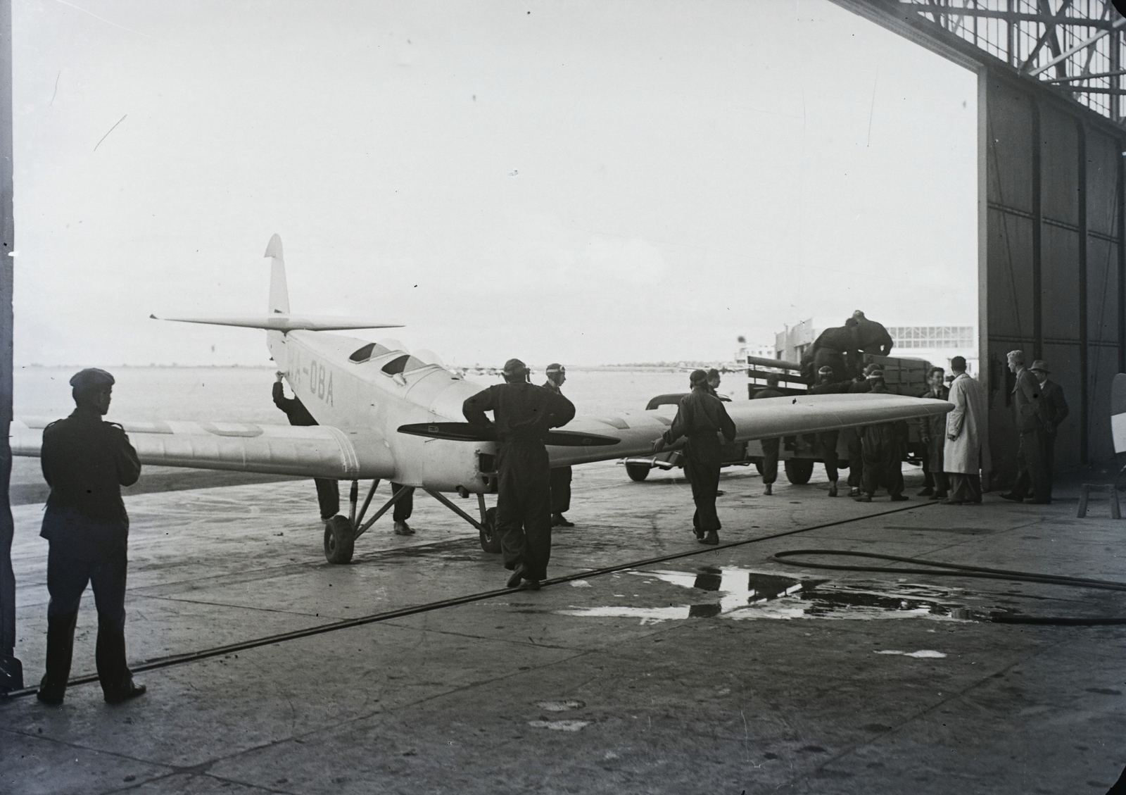 Hungary, Budaörs Airport, Budapest XI., a Budapest Sportrepülő Egyesület Klemm L 25 típusú sportrepülőgépe. Leltári jelzet: 1368, 1939, Magyar Műszaki és Közlekedési Múzeum / Archívum / Negatívtár / Magyar Nemzeti Múzeum Történeti Képcsarnok gyűjteménye, airplane, hangar, Budapest, registration mark, Fortepan #132670