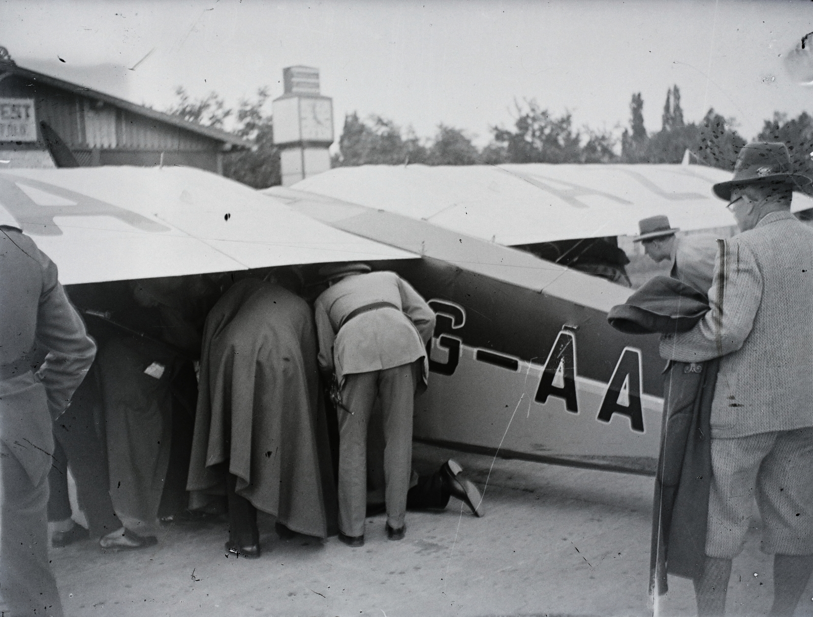 Hungary, Mátyásföld Airport, Budapest XVI., angol Push-Moth (De Havilland) 3 üléses sportrepülőgép 120 LE Gypsy motorral. Leltári jelzet: 1569, 1935, Magyar Műszaki és Közlekedési Múzeum / Archívum / Negatívtár / Magyar Nemzeti Múzeum Történeti Képcsarnok gyűjteménye, airplane, De Havilland-brand, Budapest, Fortepan #132708