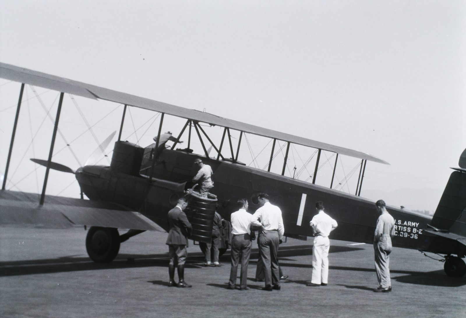 Amerikai Egyesült Államok, Burbank, United Airport, Curtiss B-2 Condor amerikai nehézbombázó. Leltári jelzet: 16825, 1931, Magyar Műszaki és Közlekedési Múzeum / Archívum / Negatívtár / Czapáry Jenőné gyűjteménye, repülőgép, biplán, Fortepan #132790