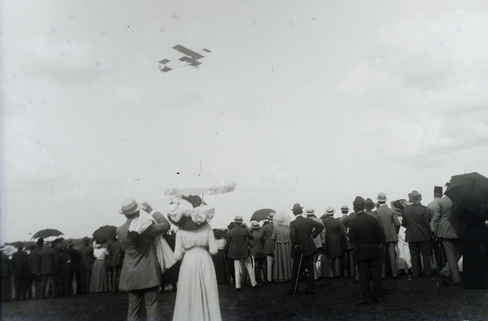 Hungary, »Budapesti Nemzetközi Repülőverseny, 1910. Június 5-17., Rákosmező.« Leltári jelzet: 29784, 1910, Magyar Műszaki és Közlekedési Múzeum / Archívum / Negatívtár / Pölös István gyűjteménye, Czakó Ferenc, airplane, Fortepan #132893