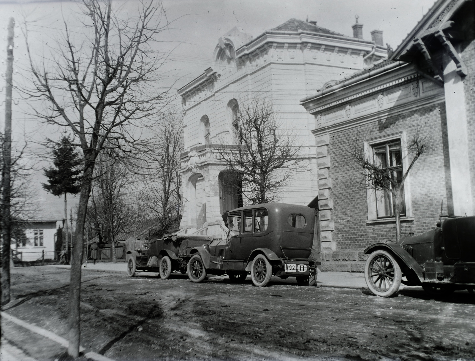 Leltári jelzet: 29857, 1916, Magyar Műszaki és Közlekedési Múzeum / Archívum / Negatívtár / Pölös István gyűjteménye, Czakó Ferenc, első világháború, automobil, országjelzés, Fortepan #132960