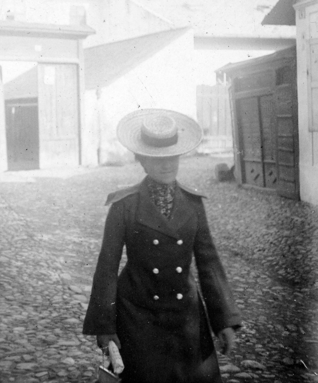 1915, Fortepan, hat, street view, woman, double-breasted coat, Fortepan #13331