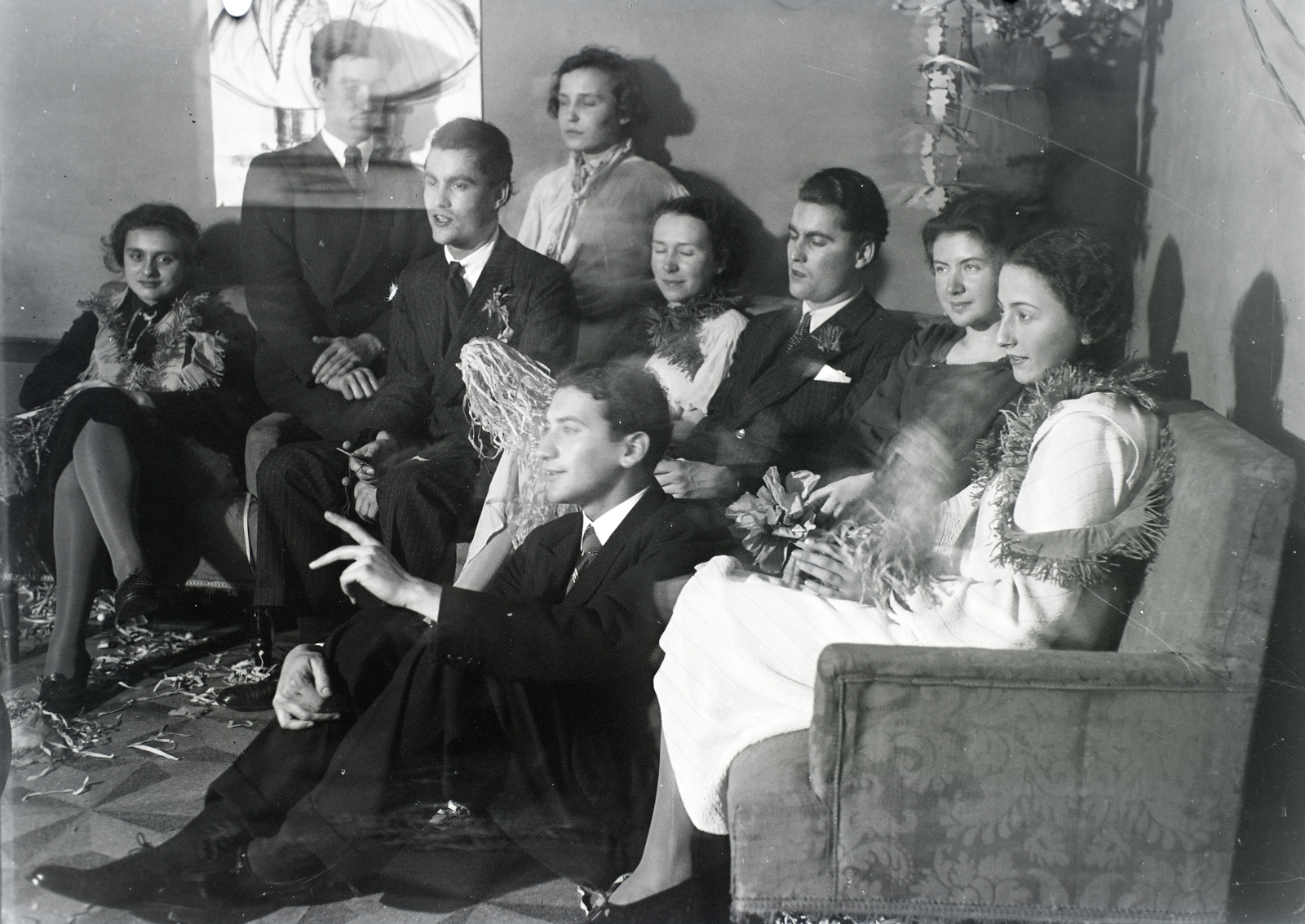 Italy, Rome, a római királyi akadémia ösztöndíjasai, a padlón Vinkler László festőművész ül., 1936, Vinkler Zsuzsi, erroneous photo, companionship, Fortepan #133626