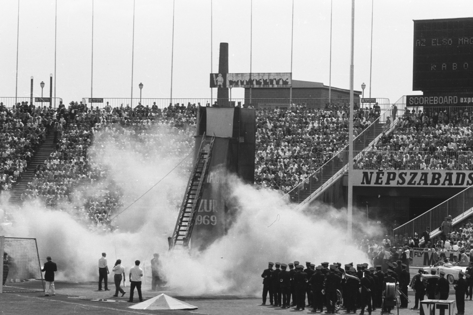 Magyarország, Népstadion, Budapest XIV., Színészek-Újságírók Rangadó (SZÚR)., 1969, Chuckyeager tumblr, Budapest, Fortepan #133731