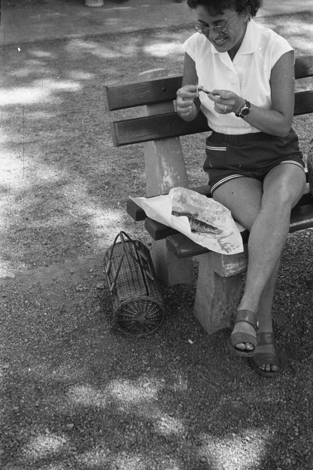 1958, Chuckyeager tumblr, wicker bag, meal, hake, bench, fish, Fortepan #134053