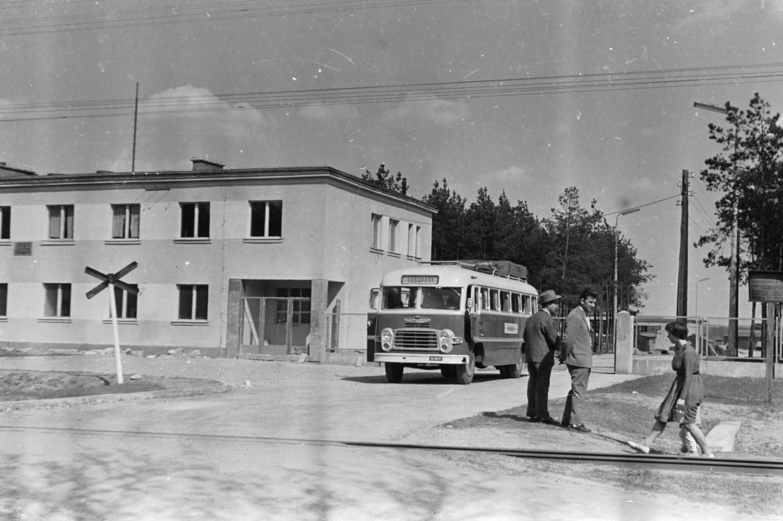 1965, Chuckyeager tumblr, bus, Ikarus-brand, number plate, roof rack, Fortepan #134139