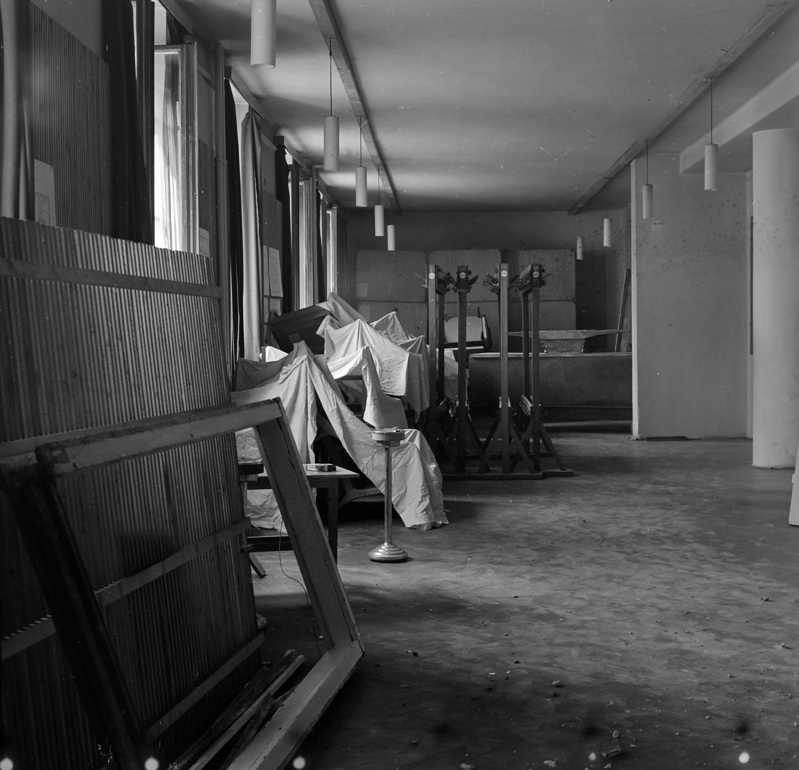 1982, Bercsényi Kollégium Fotókör, photo aspect ratio: square, Fortepan #134388