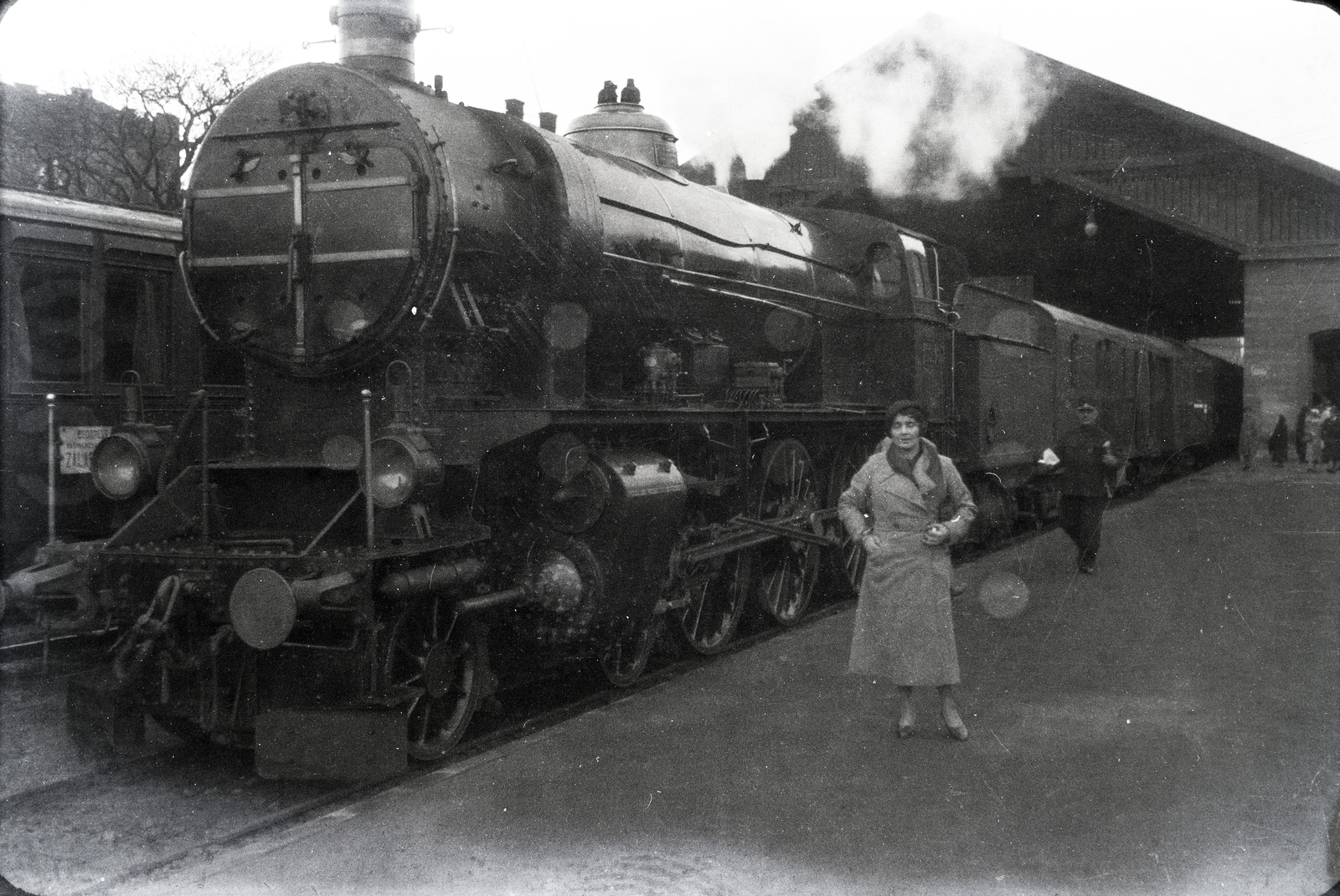 Hungary, Budapest I., Déli pályaudvar., 1930, Lőrinczi Ákos, steam locomotive, Budapest, girls'n'cars, Fortepan #134978