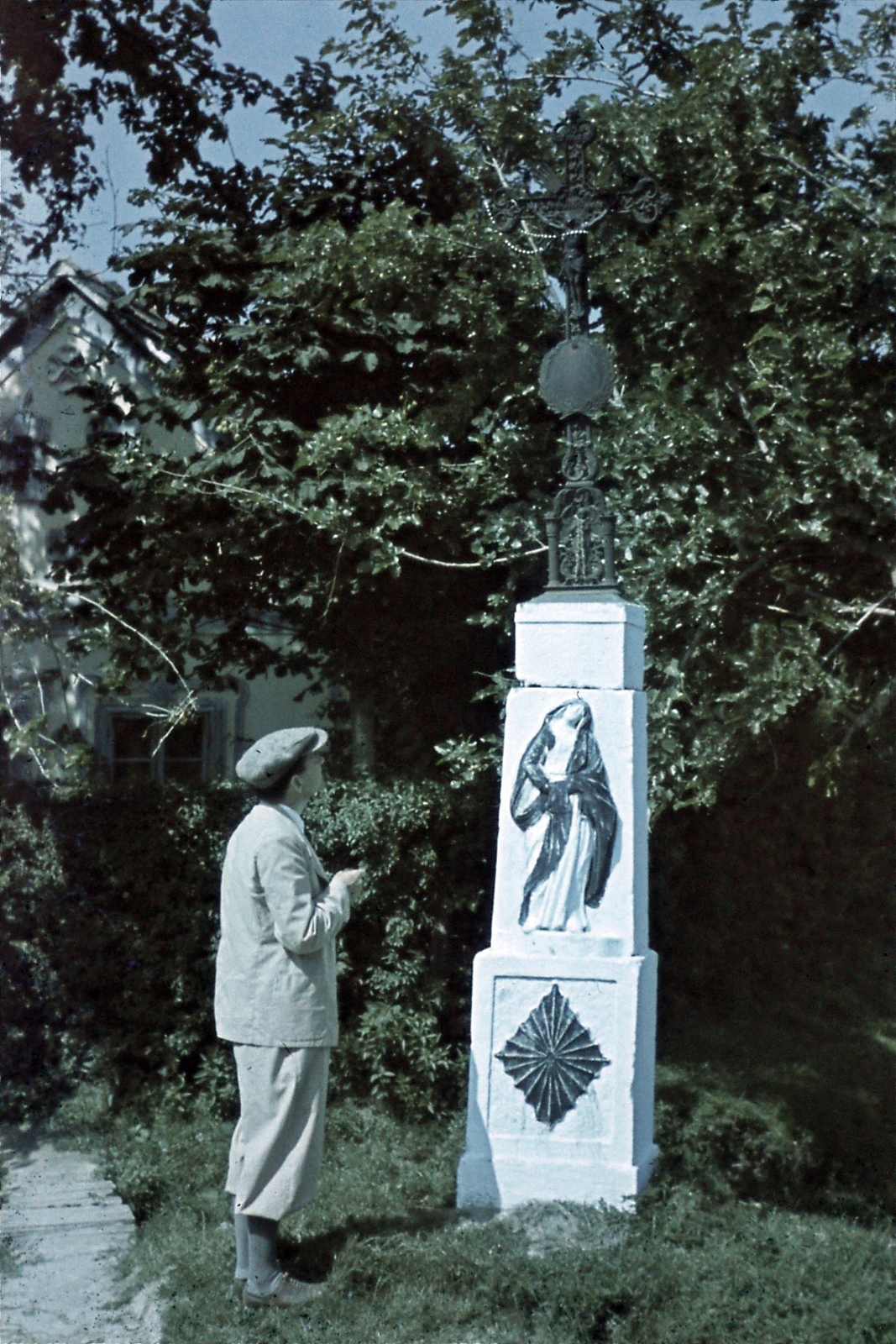 1942, Szabó Viktor, colorful, crucifix, Virgin Mary-portrayal, Fortepan #135623