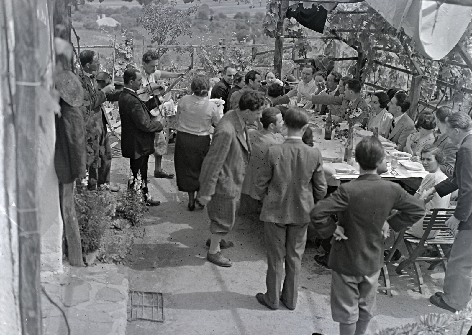 1937, Révay Péter, akimbo, Fortepan #136237