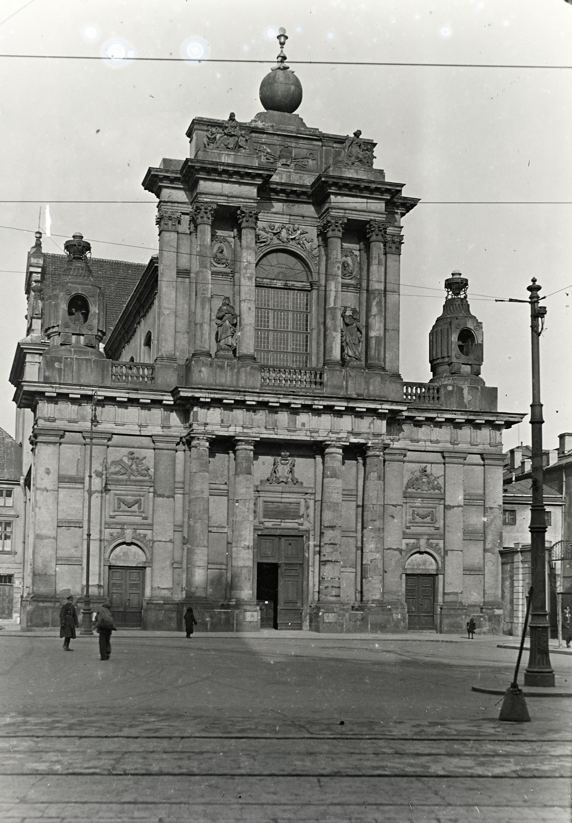 Poland, Warsaw, ulica Krakowskie Przedmiescie 52/54., karmelita templom (Kościół seminaryjny)., 1937, Révay Péter, Fortepan #136270