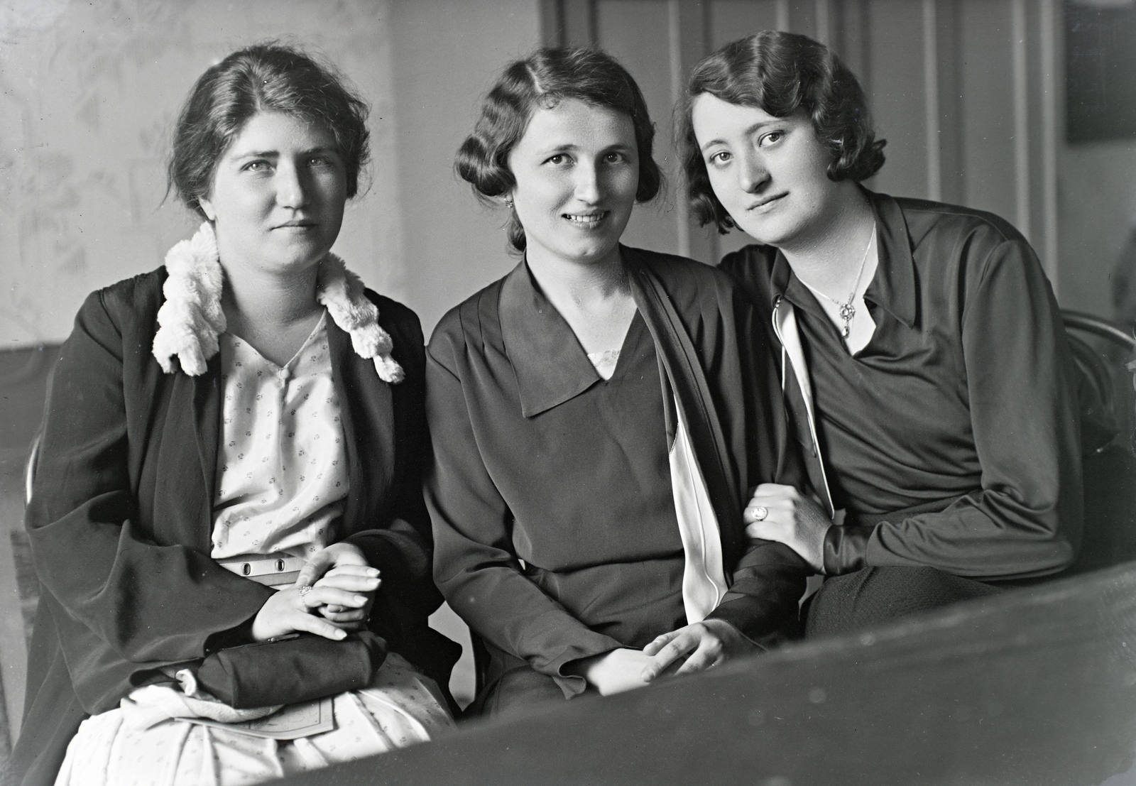 1934, Révay Péter, three people, women, Fortepan #136290