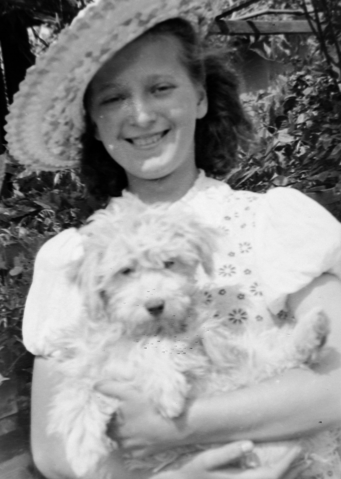 Hungary, Celldömölk, 1945, Baráth Endre, dog, lady, smile, white dress, straw hat, Fortepan #13648