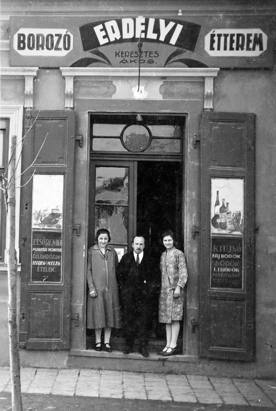 Hungary, Esztergom, Kiss János altábornagy utca (Dorogi út) 23., 1935, Nagy József, sign-board, restaurant, Fortepan #13680