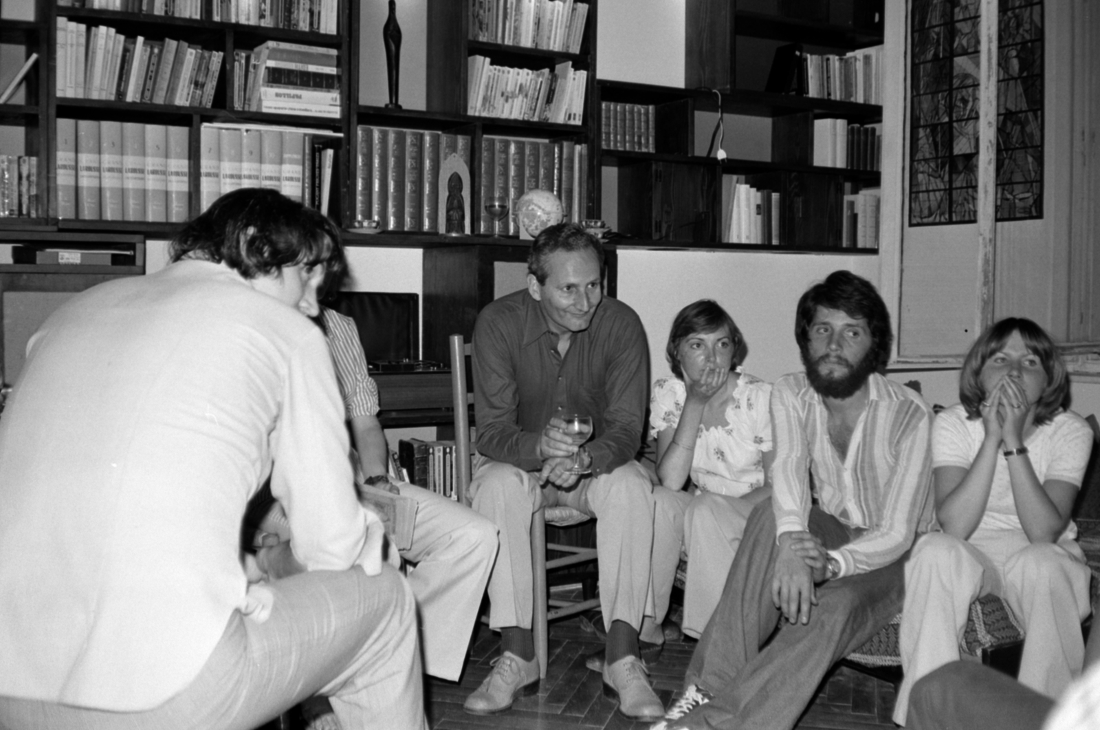 1983, Vészi Ágnes, covering the mouth, Fortepan #136805