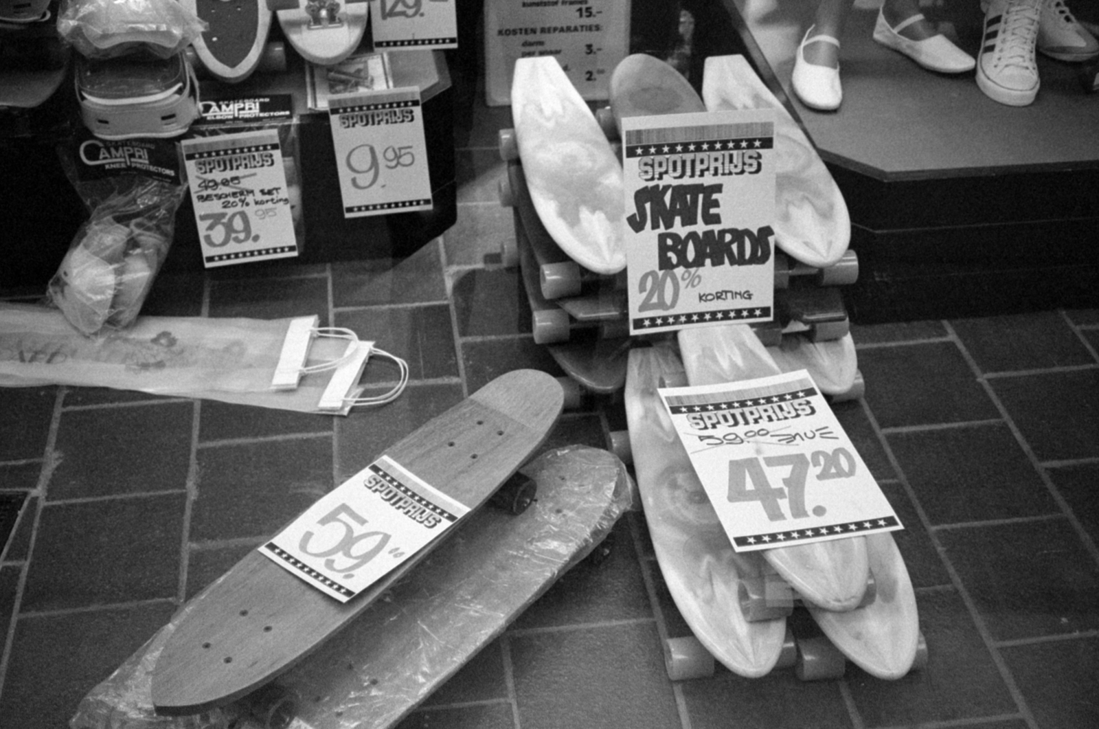 Netherlands, 1979, Vészi Ágnes, price tag, skateboard, Fortepan #136937