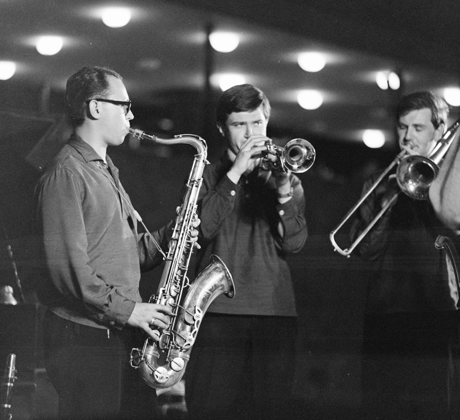 Hungary, Budapest I., Várkert Bazár, Budai Ifjúsági Park, Bergendy-együttes., 1963, Szalay Zoltán, trumpet, Budapest, Fortepan #137147