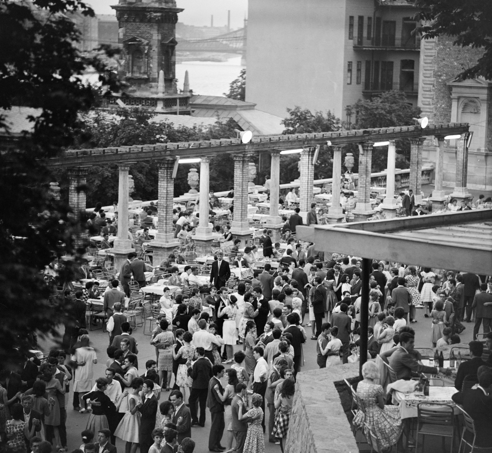 Magyarország, Budapest I., Várkert Bazár, Budai Ifjúsági Park., 1963, Szalay Zoltán, Budapest, Fortepan #137163