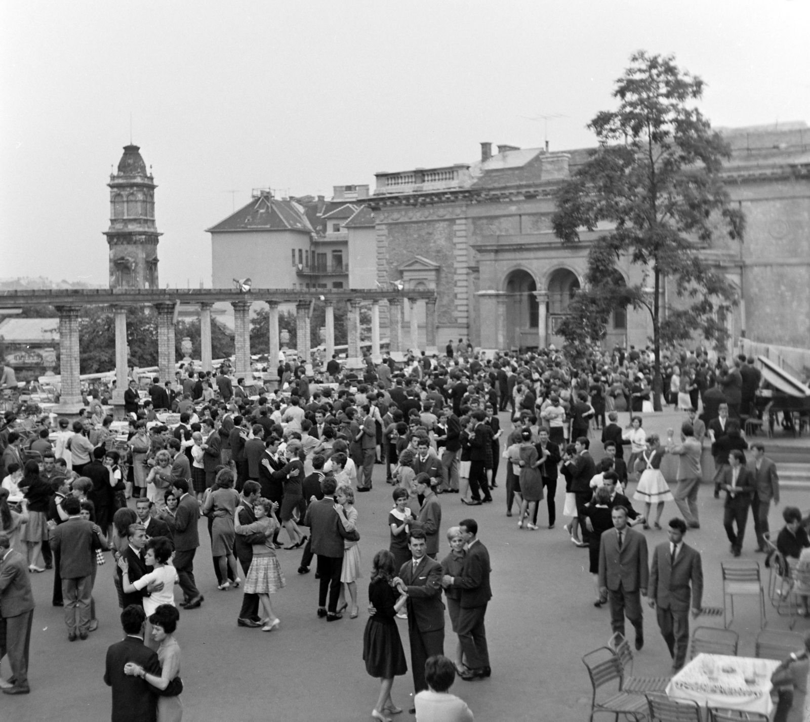 Hungary, Budapest I., Várkert Bazár, Budai Ifjúsági Park., 1963, Szalay Zoltán, Budapest, Fortepan #137174